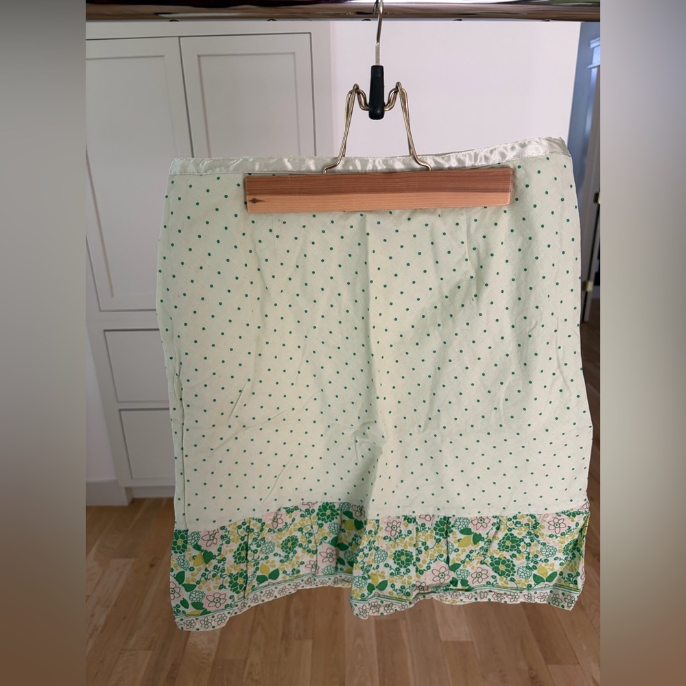 100% Cotton Route 66 Light Green Polka Dot Skirt with Floral Border